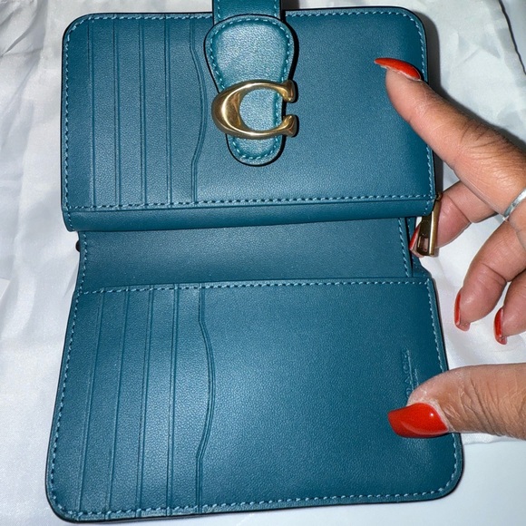 Coach suede tabby with matching wallet - Picture 4 of 7